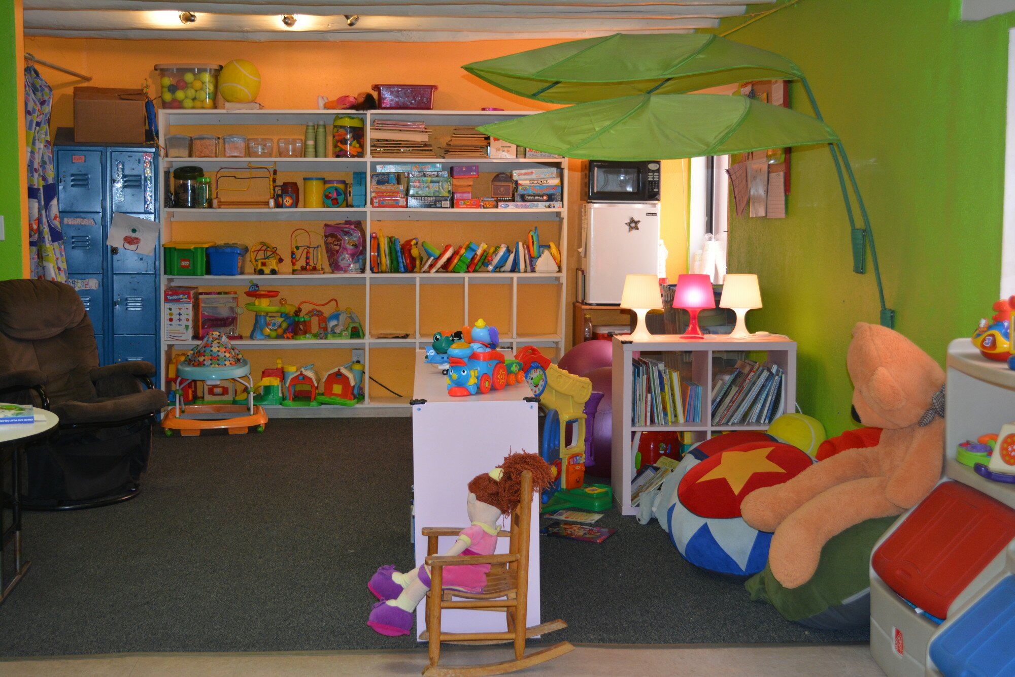 El Gancho Daycare Facilities - Check Ahead for Availability